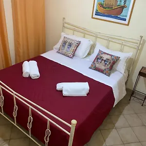https://la-via-roma.sicilyhotelsitaly.net