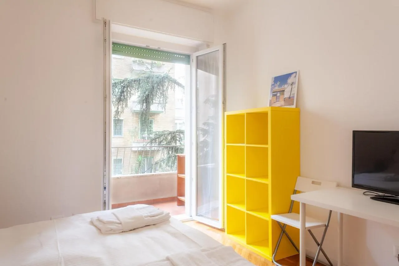 Bnbutler - Casa Lario - Isola District Milan Apartment